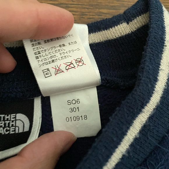 The North Face Men’s Navy Fleece Pullover Large - Picture 13 of 15